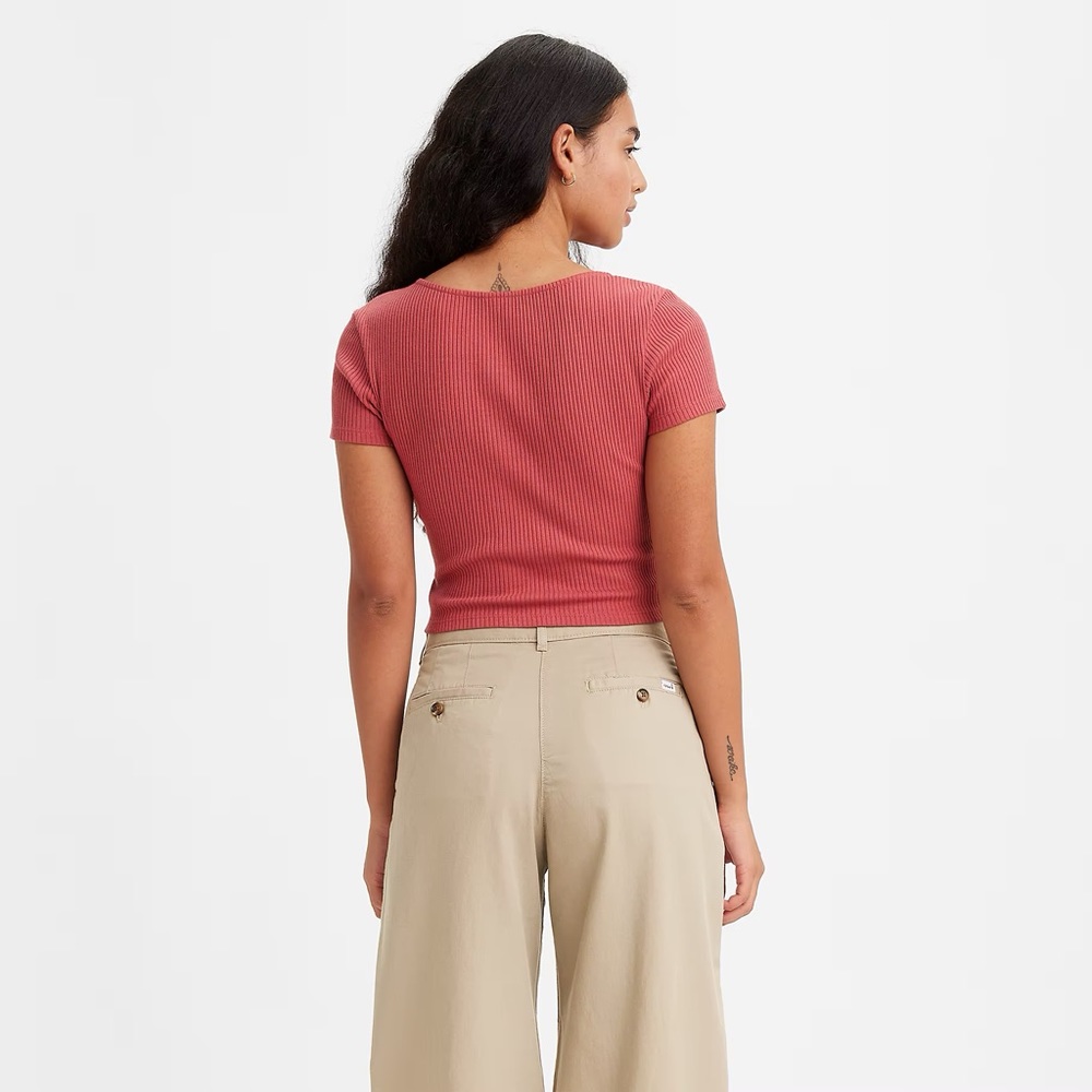 Levi’s Short Sleeve Rach Top - Picture 2 of 7